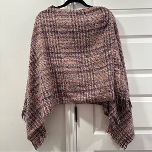 Elegant Plaid Women's Poncho